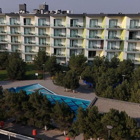 Homebridge Hotel Apartments Bakú Exterior foto